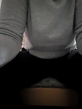 Snapshot of SellenaGomez chatting on 03/20/26, 09:41 SellenaGomez online show from 03/20/26, 09:41