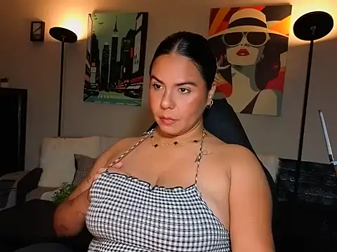 HannaJonns online show from 06/23/26, 06:22
