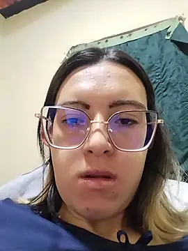 Snapshot of Greta_silber26 chatting on 06/10/26, 06:51 Greta silber26 online show from 06/10/26, 06:51