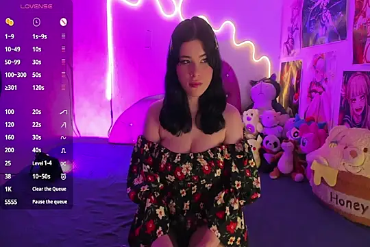 corina  pink online show from 06/05/26, 05:25