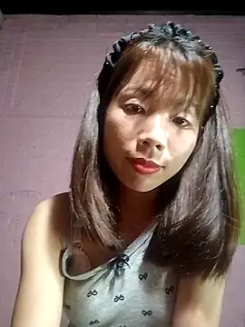 Snapshot of AmyLinee01 chatting on 03/26/26, 05:07 AmyLinee01 online show from 03/26/26, 05:07