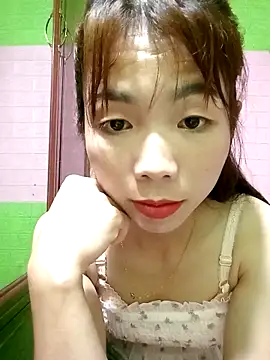 Snapshot of AmyLinee01 chatting on 03/31/26, 02:17 AmyLinee01 online show from 03/31/26, 02:17