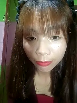 Snapshot of AmyLinee01 chatting on 04/01/26, 03:42 AmyLinee01 online show from 04/01/26, 03:42