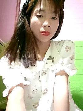 Snapshot of AmyLinee01 chatting on 04/30/26, 05:36 AmyLinee01 online show from 04/30/26, 05:36
