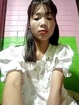 Snapshot of AmyLinee01 chatting on 05/03/26, 06:08 AmyLinee01 online show from 05/03/26, 06:08