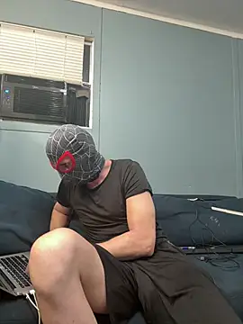 BWCloverboyy online show from 03/22/26, 07:56