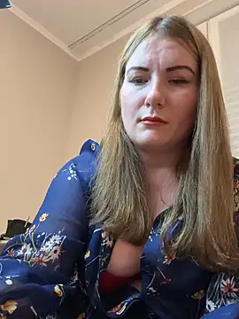 Snapshot of Susan_Wright chatting on 07/16/26, 11:00 Susan Wright online show from 07/16/26, 11:00