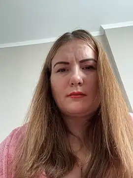 Snapshot of Susan_Wright chatting on 07/19/26, 11:03 Susan Wright online show from 07/19/26, 11:03