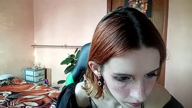 Snapshot of SirenFrost chatting on 06/23/26, 03:54 SirenFrost online show from 06/23/26, 03:54