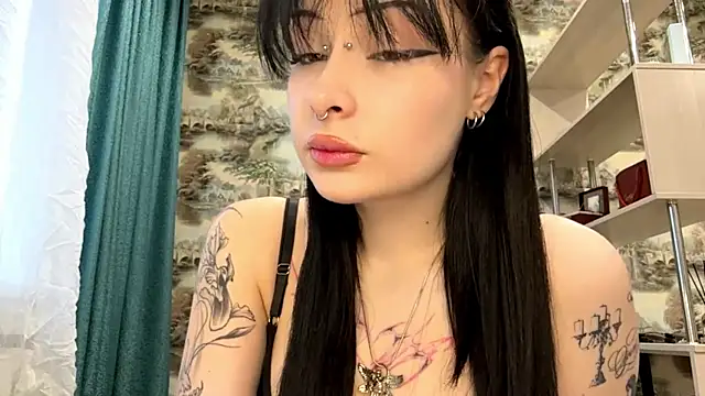 YoursinGoddes online show from 04/17/26, 03:15