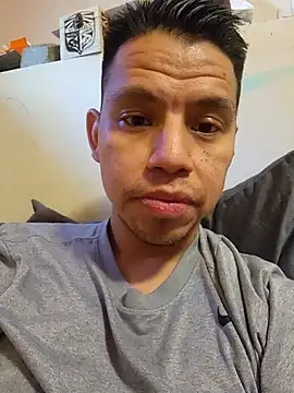 Snapshot of jonluv019 chatting on 03/21/26, 05:49 jonluv019 online show from 03/21/26, 05:49