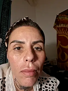 chiquitilla41 online show from 04/20/26, 06:16