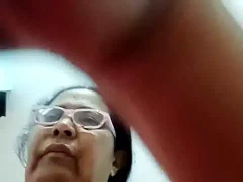 sexymomsn online show from 04/20/26, 12:30