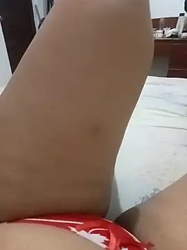 Snapshot of sexymomsn chatting on 07/17/26, 03:13 sexymomsn online show from 07/17/26, 03:13