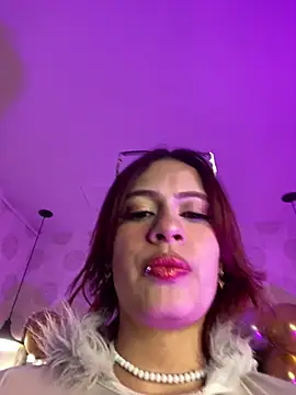 steffmontespink18 online show from 05/12/26, 01:41