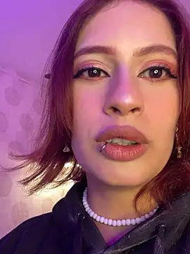 Snapshot of steffmontespink18 chatting on 07/19/26, 01:15 steffmontespink18 online show from 07/19/26, 01:15