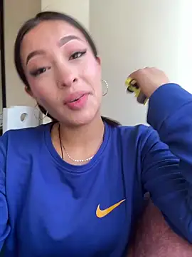 Snapshot of Itze_Mua chatting on 06/21/26, 07:16 Itze Mua online show from 06/21/26, 07:16
