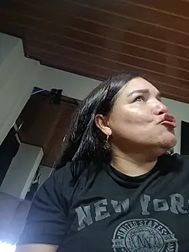 Zuleyka 69 online show from 06/11/26, 10:19