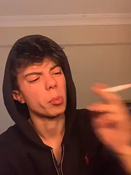 Snapshot of Beratylmamss chatting on 03/22/26, 09:56 Beratylmamss online show from 03/22/26, 09:56