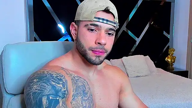 Snapshot of Raytorres chatting on 04/23/26, 10:45 Raytorres online show from 04/23/26, 10:45