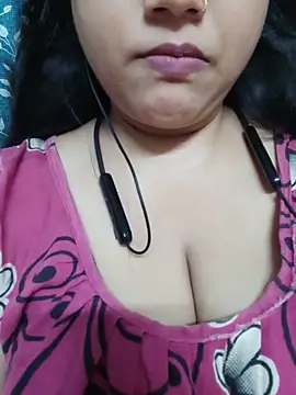 Snapshot of strip_mayuri chatting on 05/17/26, 07:10 strip mayuri online show from 05/17/26, 07:10