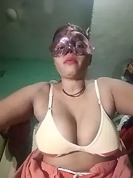 Snapshot of hotpussyxxx777 chatting on 06/19/26, 07:28 hotpussyxxx777 online show from 06/19/26, 07:28