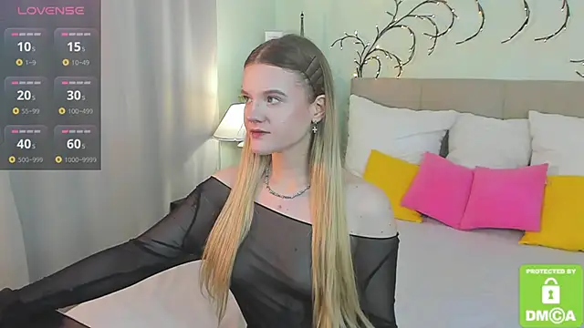 Snapshot of Emma_peach chatting on 06/09/26, 07:42 Emma peach online show from 06/09/26, 07:42