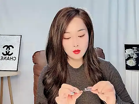 Snapshot of wanwan2026- chatting on 03/23/26, 12:47 wanwan2026- online show from 03/23/26, 12:47