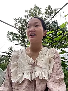 Jolinie online show from 05/05/26, 01:24