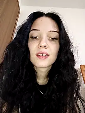 icedrosemarye online show from 04/15/26, 10:11