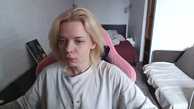 TenderChloe online show from 03/28/26, 09:42