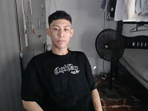 mastercum28 online show from 05/18/26, 02:01