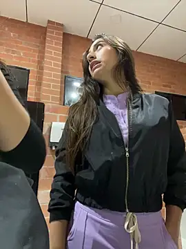 Amber rosse outdoors online show from 04/08/26, 12:10