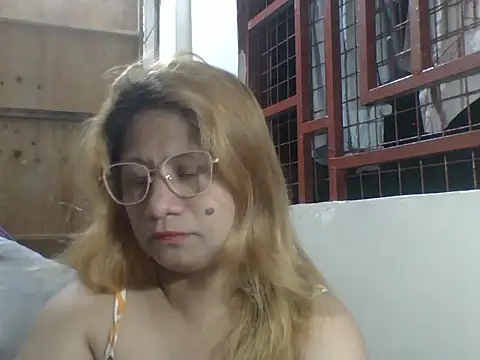 Snapshot of PinayChristine chatting on 05/29/26, 05:55 PinayChristine online show from 05/29/26, 05:55