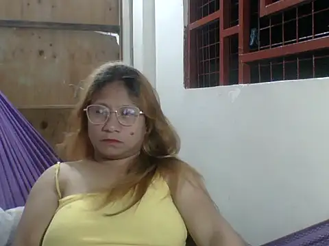 Snapshot of PinayChristine chatting on 07/13/26, 03:26 PinayChristine online show from 07/13/26, 03:26