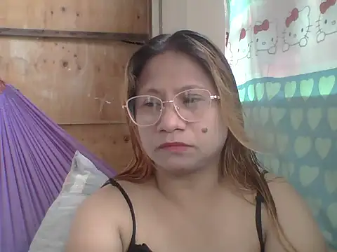 Snapshot of PinayChristine chatting on 07/26/26, 02:42 PinayChristine online show from 07/26/26, 02:42