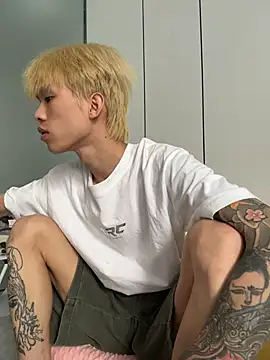 zzzzppp3 online show from 07/31/26, 02:44