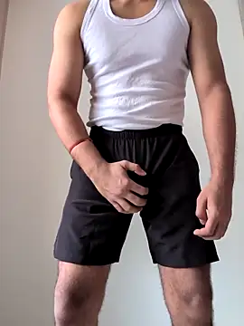 handsome-hunky online show from 04/12/26, 10:42
