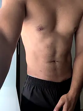 handsome-hunky online show from 04/18/26, 08:51