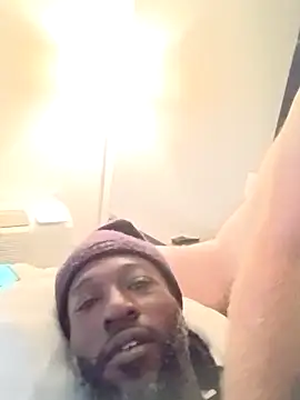 Snapshot of KingBlackStallion chatting on 04/12/26, 01:05 KingBlackStallion online show from 04/12/26, 01:05