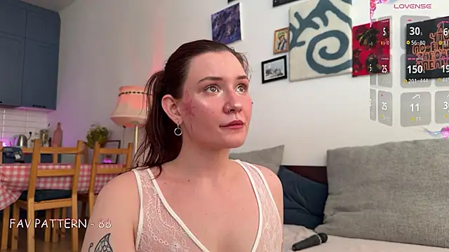 AurikTrix online show from 06/16/26, 01:52