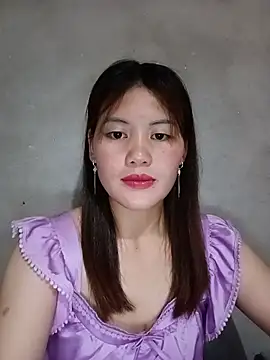 Snapshot of meg_06 chatting on 06/16/26, 11:13 meg 06 online show from 06/16/26, 11:13