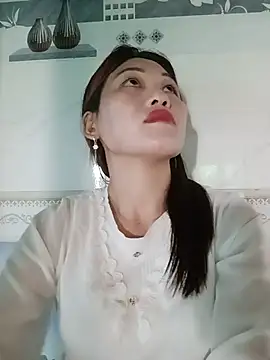 Snapshot of meg_06 chatting on 07/06/26, 02:19 meg 06 online show from 07/06/26, 02:19