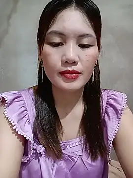 Snapshot of meg_06 chatting on 07/09/26, 02:37 meg 06 online show from 07/09/26, 02:37