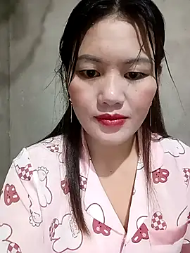 Snapshot of meg_06 chatting on 07/17/26, 11:20 meg 06 online show from 07/17/26, 11:20