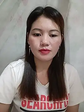 Snapshot of meg_06 chatting on 07/28/26, 04:08 meg 06 online show from 07/28/26, 04:08