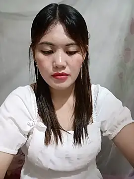 Snapshot of meg_06 chatting on 08/05/26, 02:09 meg 06 online show from 08/05/26, 02:09