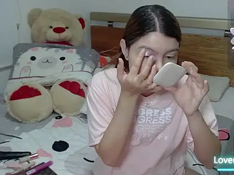 honey-blossom online show from 03/30/26, 09:21