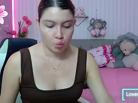 honey-blossom online show from 04/21/26, 04:23