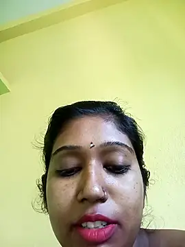 bannerjeesneha20 online show from 05/08/26, 02:50
